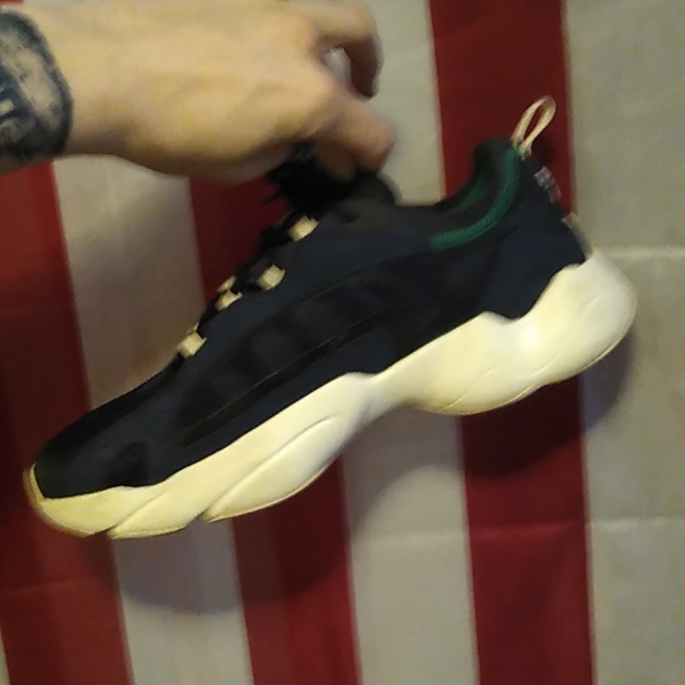 Unique Reebok Recycled Shoes - Picture 6 of 6